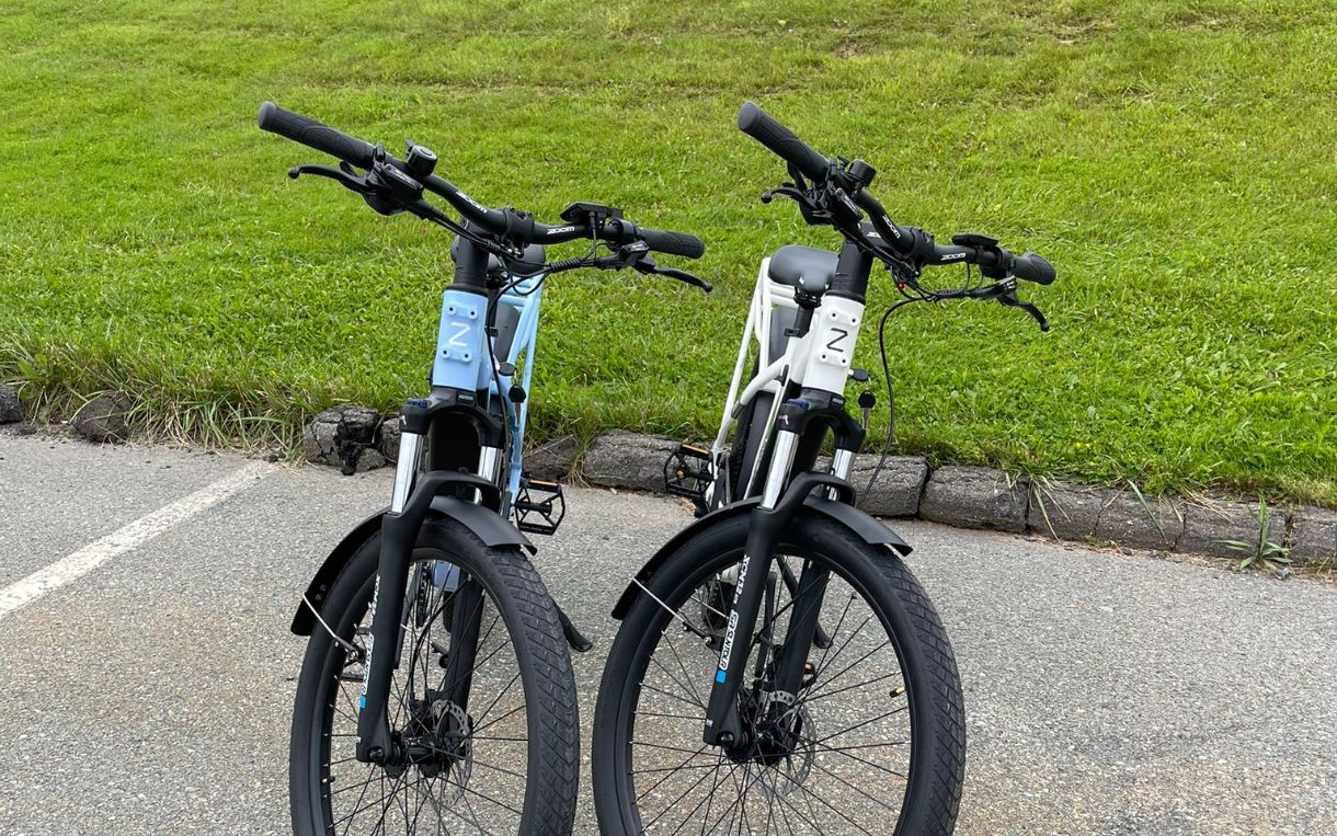 two zen wave ebikes on USA road - 2